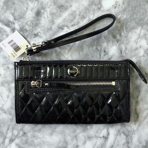NWT Coach Patent Leather Wristlet 🖤
